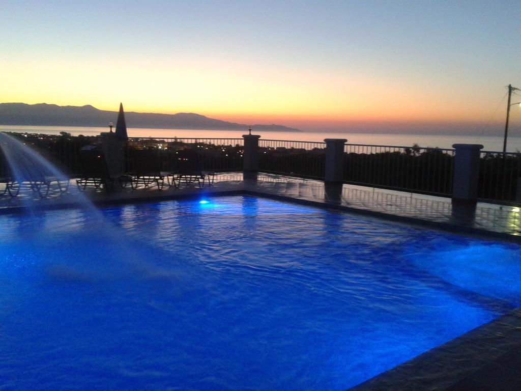 Cretan Blu Platanias Vila Platanés Exterior foto