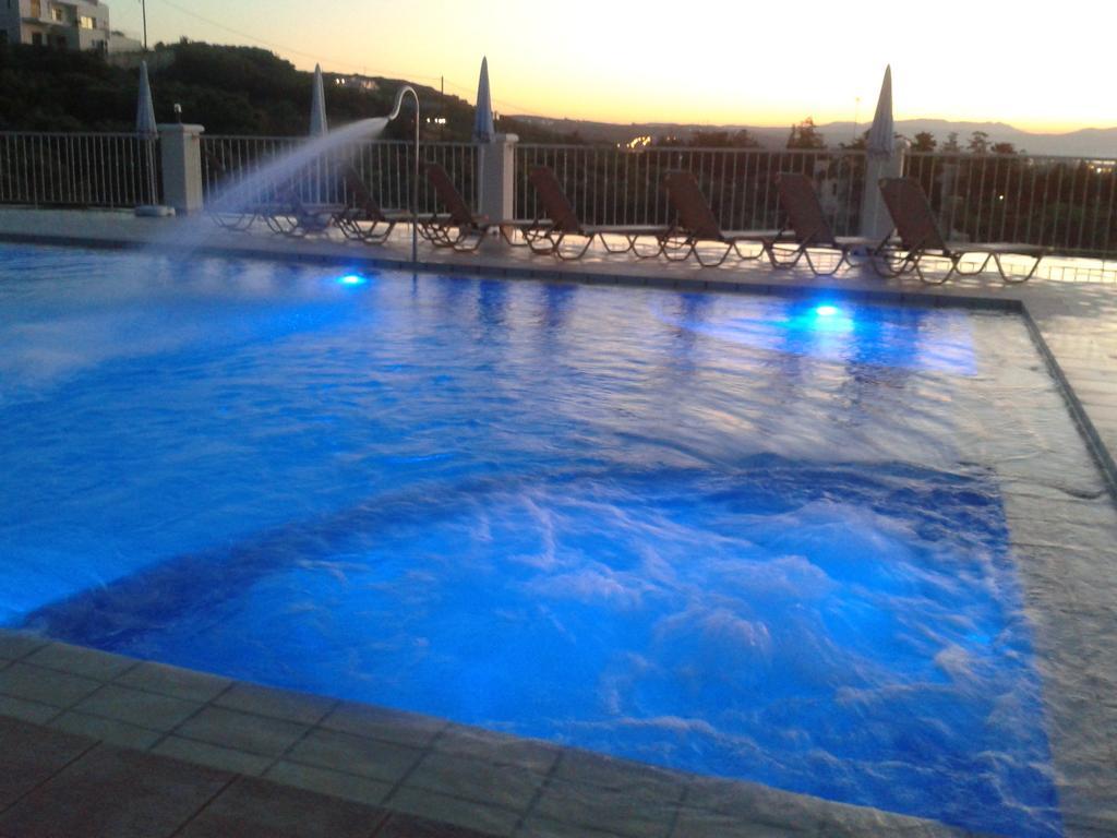 Cretan Blu Platanias Vila Platanés Exterior foto